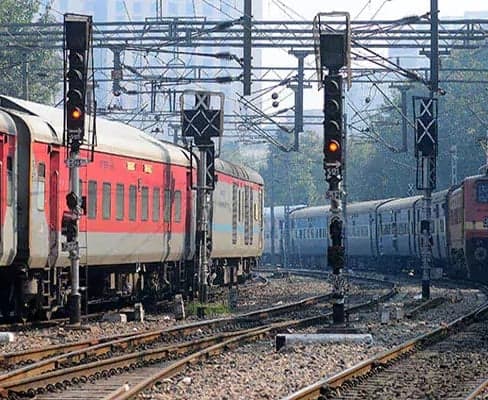 దసరాకు విజయవాడ-విశాఖ రైళ్లు