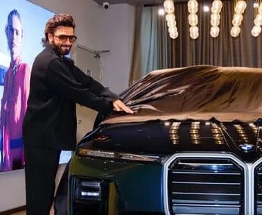 రణ్‌వీర్ గ్యారేజీలో కొత్త బీఎండబ్ల్యూ.. ధర ఎంతంటే