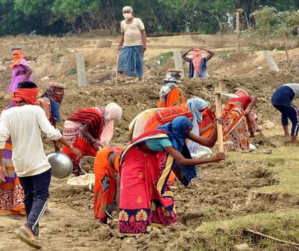 ఉపాధి పనుల్లో ఏఐ నిఘా: అక్రమాలకు చెక్‌