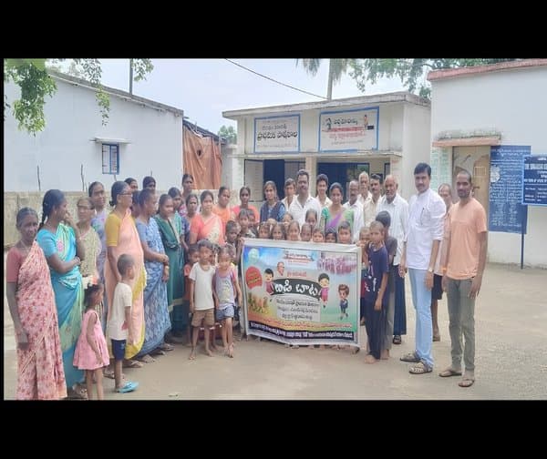 రాంపురంలో ‘బడి బాట’ కార్యక్రమం