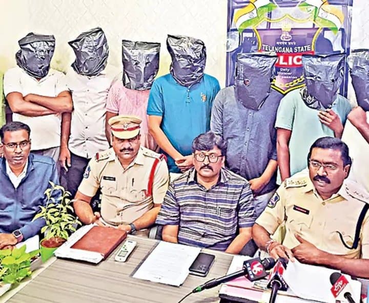 నకిలీ డీఏపీ గుట్టు రట్టు.. ముఠా అరెస్ట్