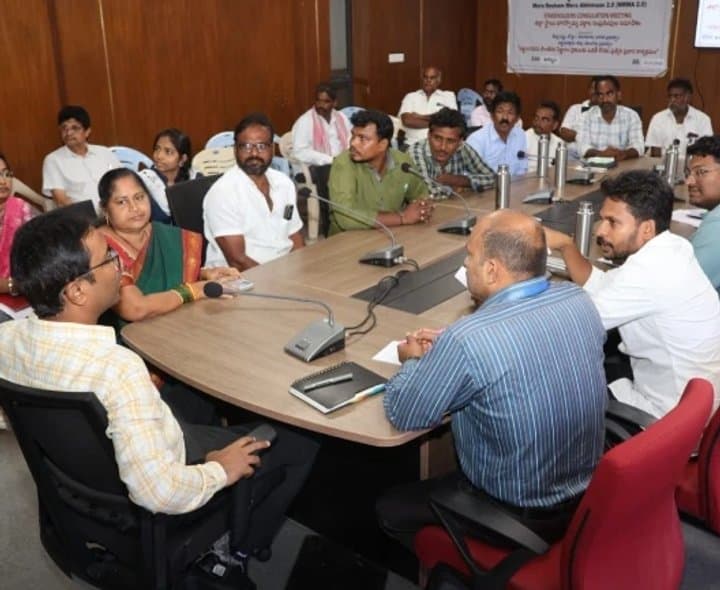 ఖమ్మంలో పట్టు పరిశ్రమ విస్తరణకు చర్యలు