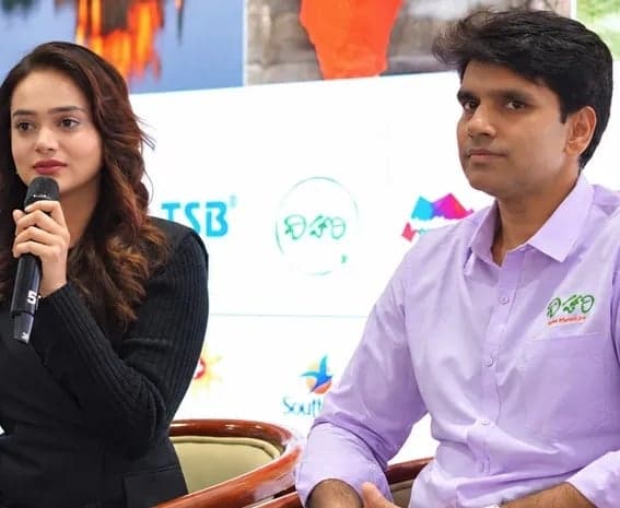 ఓటీటీలోకి విహారి.. హోస్ట్‌గా శ్రీ సత్య