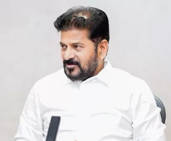 కేసీఆర్ ఫాంహౌస్‌పై రేవంత్‌ సవాల్‌ - Udayam