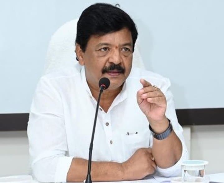 విజయవాడలో కూటమి జెండా ఎగరాలి: మంత్రి దుర్గేశ్ - Udayam Digital