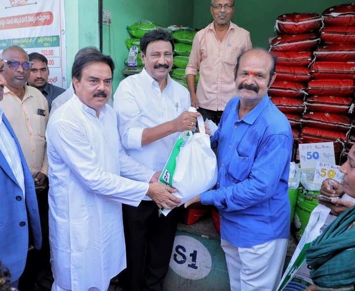 రాష్ట్రవ్యాప్తంగా తక్కువ ధరకే బియ్యం విక్రయాలు ప్రారంభం