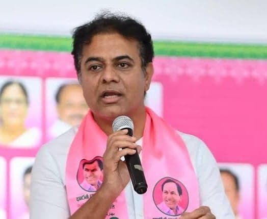 1,000 TMCల నీటిని వదిలేశారు: కేటీఆర్ - Udayam