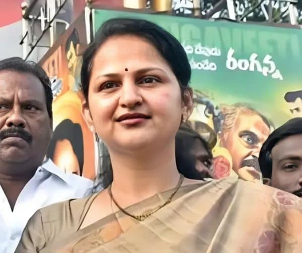 జనసేనలో వంగవీటి రంగా కుమార్తె?