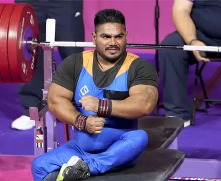 భారత్‌కు తొలి పతకం ఘనత