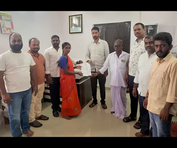 గుండె బాధితుడికి ఎమ్మెల్యే చేయూత - Udayam Digital