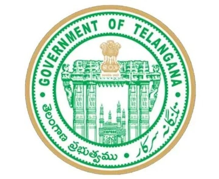 ప్రైవేట్ స్కూళ్ల ఫీజుల ప్రదర్శన తప్పనిసరి
