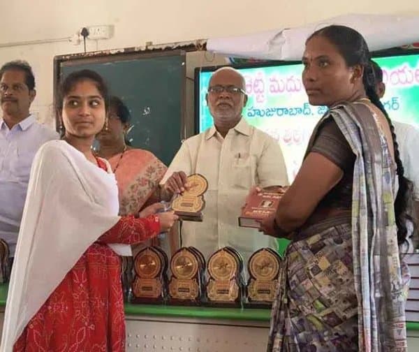 మధురమ్మ మెమోరియల్ ట్రస్ట్ ప్రతిభా పురస్కారాలు - Udayam Digital
