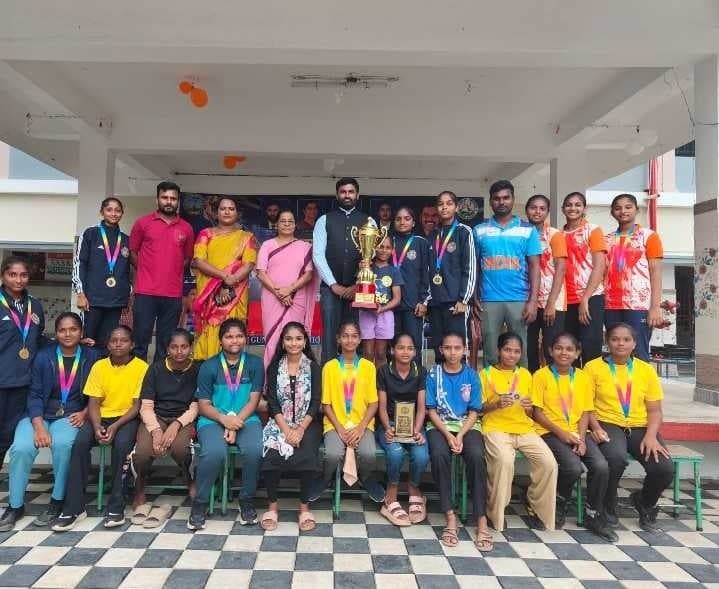 గోల్‌ షాట్‌బాల్‌లో గొడిచెర్ల జట్టు విజయం - Udayam
