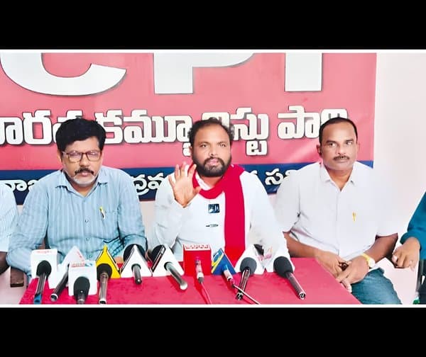 కూల్చివేతలపై వామపక్ష నిరసన