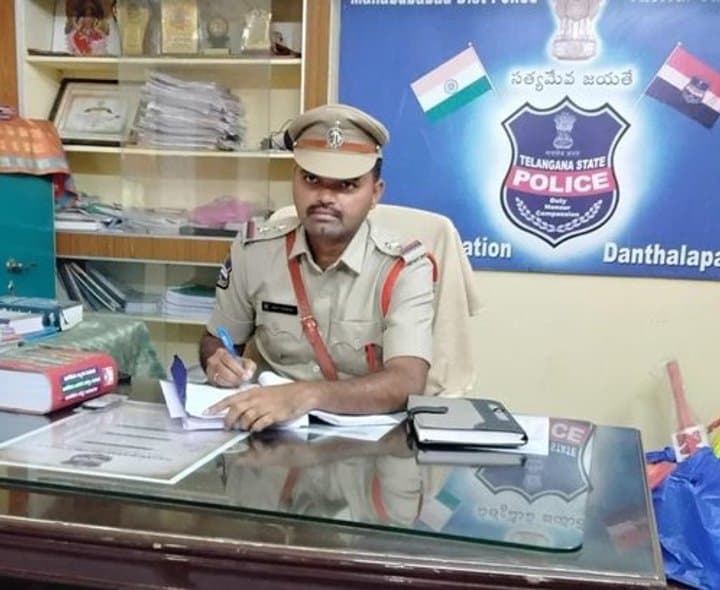 దంతాలపల్లి ఎస్ఐపై అంగన్‌వాడీ టీచర్ ఫిర్యాదు