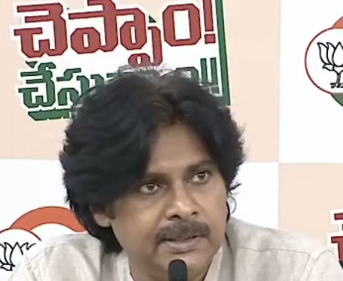 స్థానిక ఎన్నికల్లో సీట్ల సర్దుబాటే సవాలు: పవన్‌ కల్యాణ్‌
