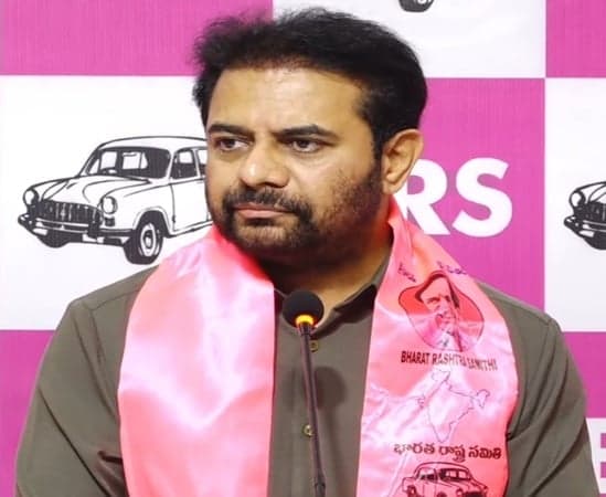 మూసీ డీపీఆర్‌ను పబ్లిక్ డొమైన్‌లో పెట్టాలి: కేటీఆర్