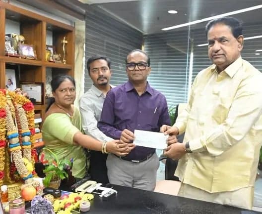 తితిదే ప్రాణదాన ట్రస్ట్‌కు రూ.1.02 కోట్ల విరాళం - Udayam