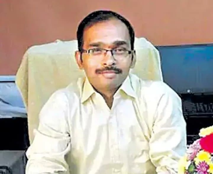 మద్యం రవాణాలో రూ.192 కోట్ల దోపిడీ