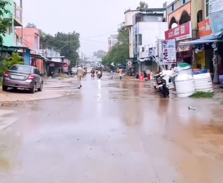 భాకరాపేటలో వర్షం.. చల్లబడిన వాతావరణం - Udayam
