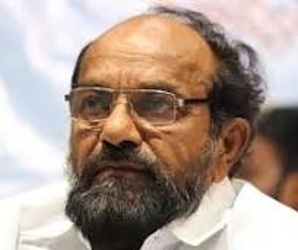 ఫీజు పోరు: హైదరాబాద్ కలెక్టరేట్ వద్ద ఉద్రిక్తత