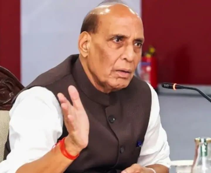 నారీ శక్తికి నిదర్శనం 'సముద్ర ప్రదక్షిణ': రాజ్‌నాథ్ - Udayam Digital