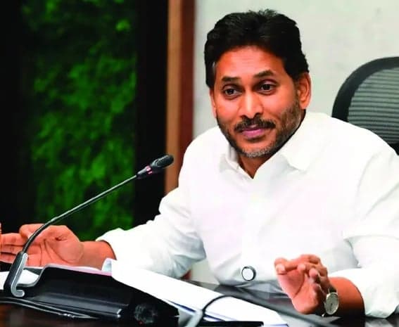 డీఎస్సీ అక్రమాలపై జగన్ ప్రశ్న