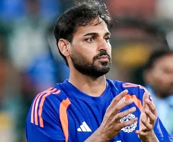 రీఎంట్రీలో భువీ వరల్డ్‌ రికార్డు