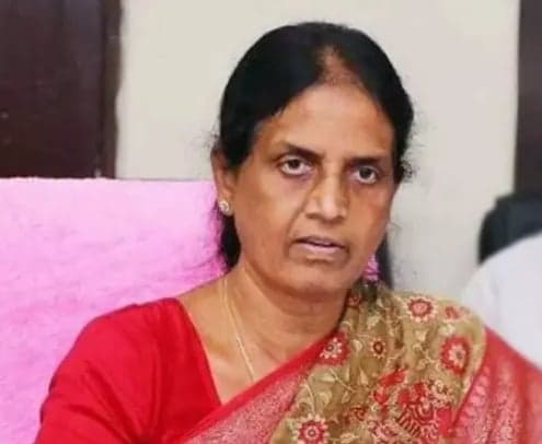 మాజీ మంత్రి సబితా ఇంద్రారెడ్డి హౌస్ అరెస్ట్