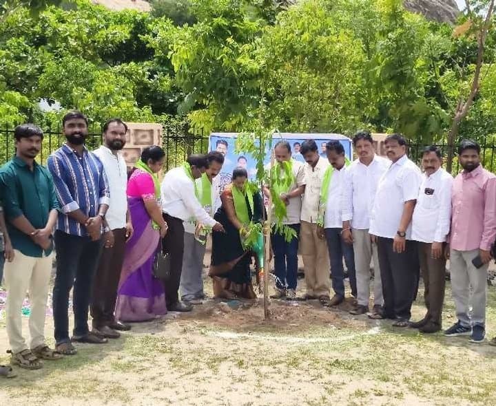 దేవరకొండలో వనమహోత్సవం