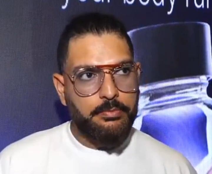 యువ ఆటగాళ్ల ప్రతిభకు గుర్తింపు ఇవ్వాలి: యువరాజ్ సింగ్