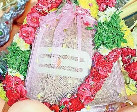 భారీ ధర పలుకుతున్న బాలాపూర్ లడ్డూ