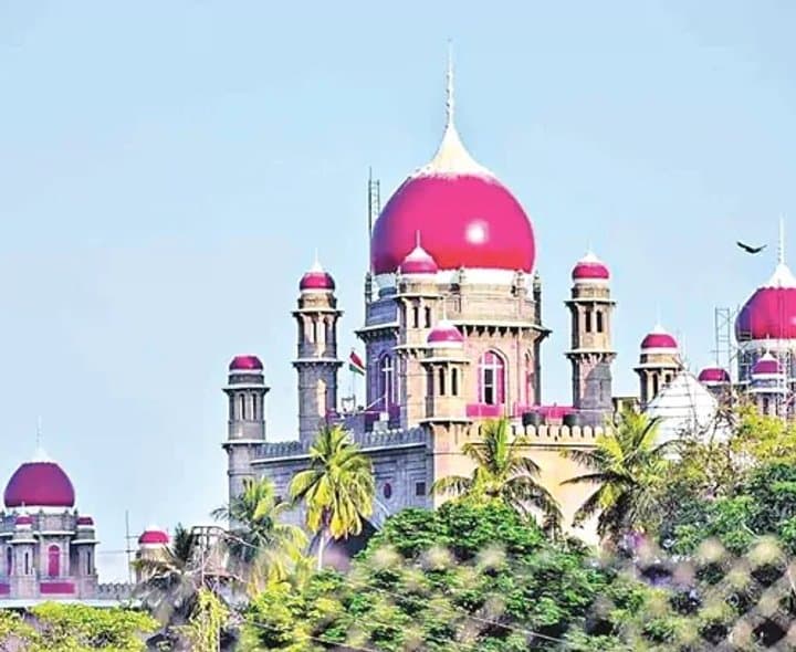 బహదూర్‌గూడ భూములపై స్టే