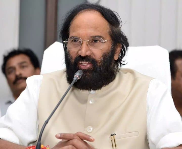 యెల్లంపల్లి ప్రాజెక్టును సందర్శించిన ఉత్తమ్ కుమార్ రెడ్డి