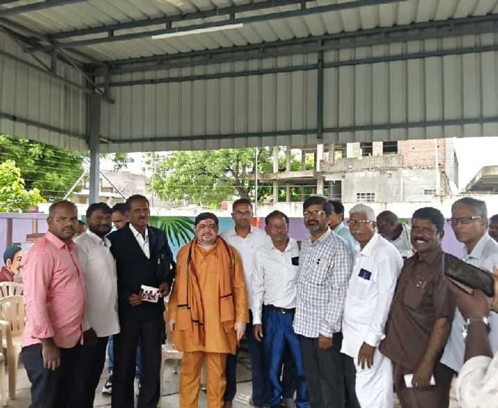 మంత్రి పొన్నంకు పాస్టర్ల కృతజ్ఞతలు - Udayam