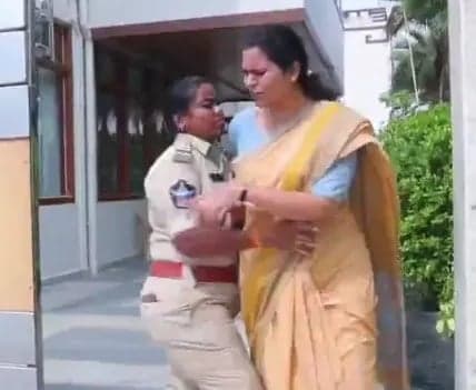 రజినీ ఘటనపై ఈసీ సీరియస్.. ఎస్సైపై వేటు