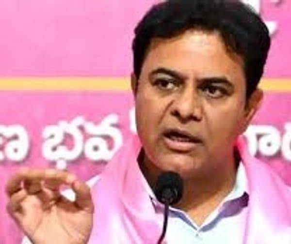 సీబీఎస్‌ఈ మార్కుల గందరగోళంపై కేటీఆర్ ఆగ్రహం
