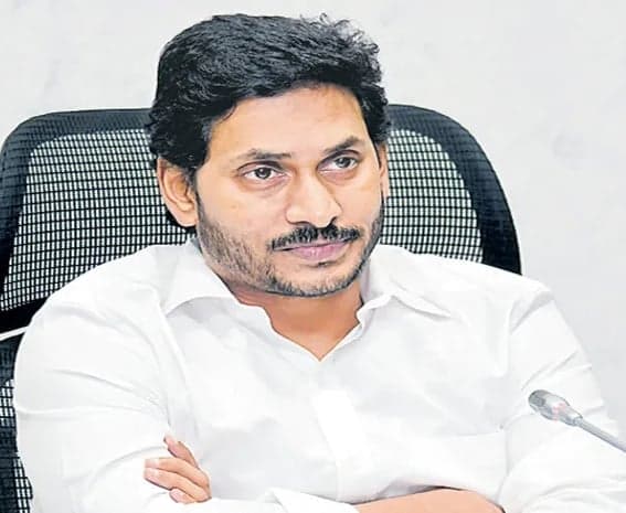 డీఎస్సీ స్కామ్‌కు బాధ్యత వహిస్తారా: జగన్