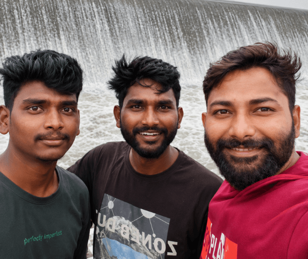 నాచారంలో విషాదం: ముగ్గురు యువకుల మృతి
