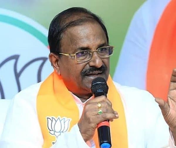 కాపులకు వైసీపీలో అవమానాలు: సోము వీర్రాజు - Udayam Digital
