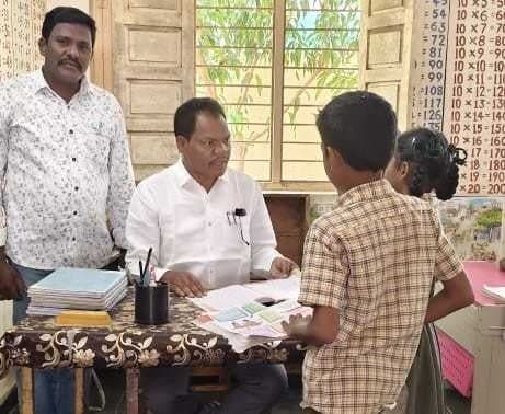 బెన్నవోలు పాఠశాలను పరిశీలించిన ఎంఈవో - Udayam