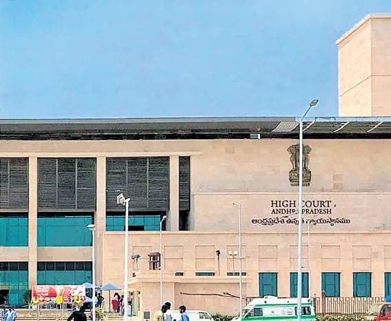 ఐటీ నోటీసులపై హైకోర్టు