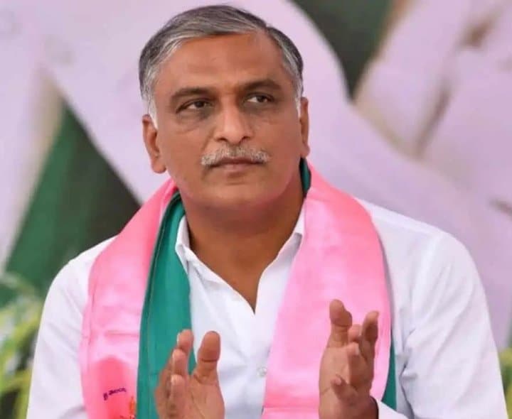 నిరుద్యోగుల పట్ల ప్రభుత్వం కర్కశంగా వ్యవహరిస్తోంది