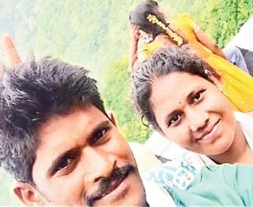 దంపతుల ప్రాణం తీసిన బెట్టింగ్