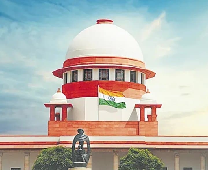 నలుగురు జడ్జీలకు కీలక పదవులు