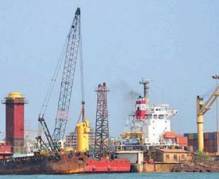 మచిలీపట్నంలో గోవా షిప్‌యార్డ్‌ నిర్మాణం - Udayam