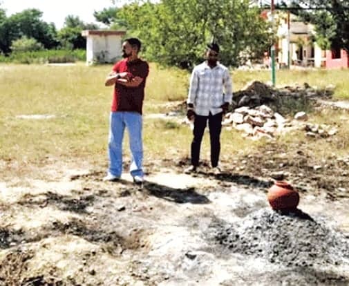 రాజస్థాన్‌లో పాఠశాల ఆవరణలో అంత్యక్రియలు