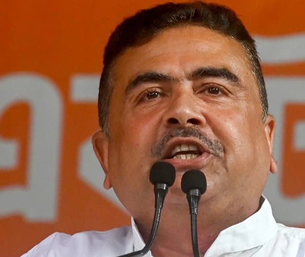 బెంగాల్ ప్రభుత్వ ఉద్యోగాల వయోపరిమితి పెంపు! - Udayam Digital