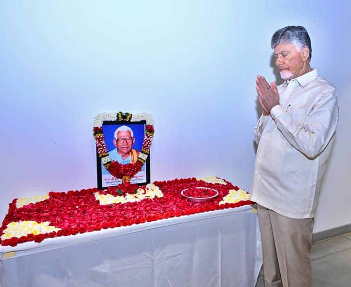 ప్రగడ కోటయ్యకు సీఎం చంద్రబాబు ఘన నివాళి
