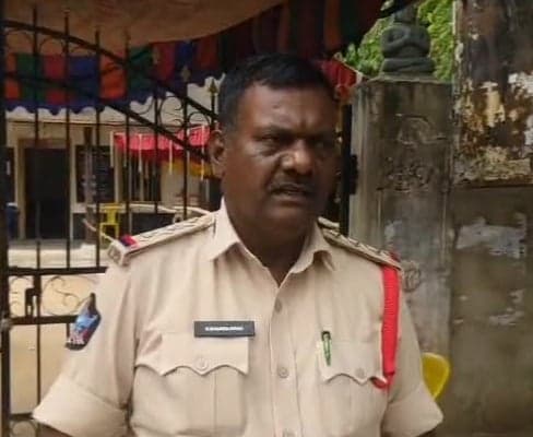 నిర్భయంగా నామినేషన్లు వేయండి: సీఐ - Udayam
